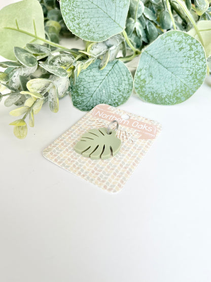 Mini Pet Charms - Monstera Leaf